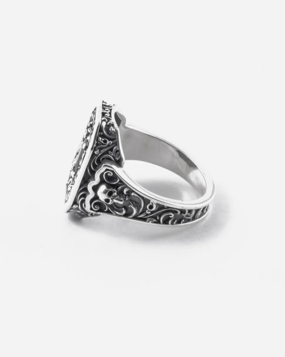 ANELLO CHEVALIER OTTAGONO DECORATO CLYDE IN ARGENTO CON PIETRA NERA