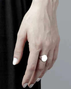ANELLO CHEVALIER OVALE MEDIO CON INCISIONE PERSONALIZZATA