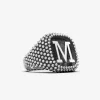ANELLO CHEVALIER QUADRATO PUNTINATO CON LETTERA INIZIALE PERSONALIZZABILE