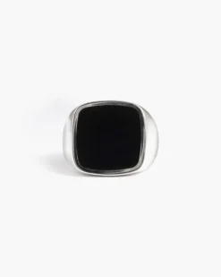 ANELLO CHEVALIER QUADRATO IN ARGENTO CON SMALTO NERO
