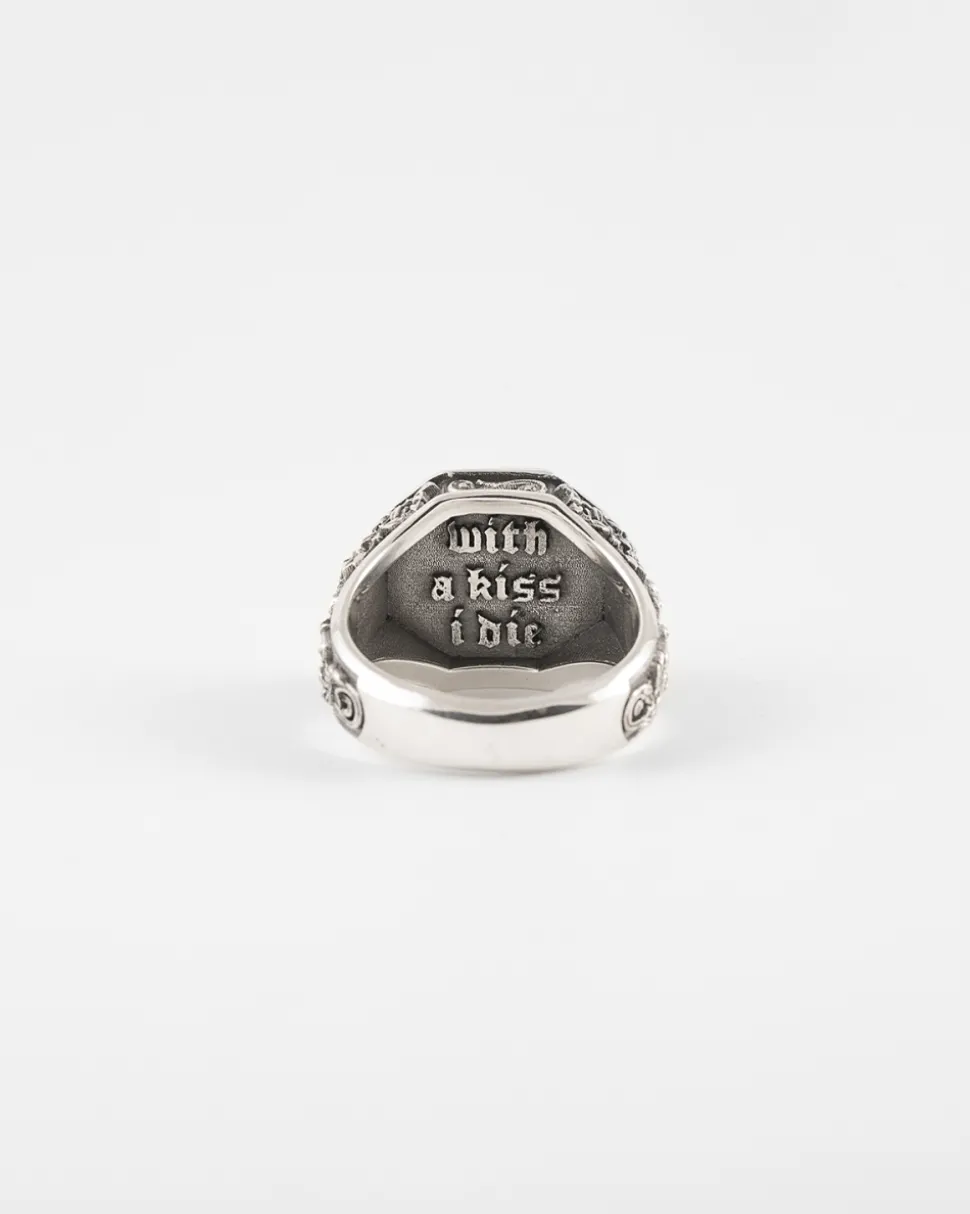ANELLO CHEVALIER ROMEO IN ARGENTO CON PIETRA NERA