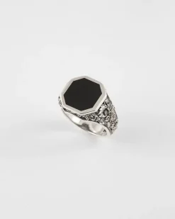 ANELLO CHEVALIER ROMEO IN ARGENTO CON PIETRA NERA