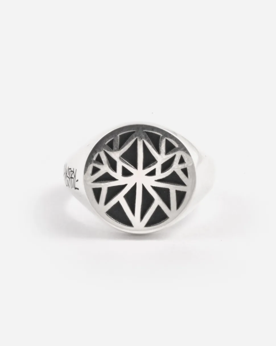 ANELLO CHEVALIER TONDO SIGNATURE SOLOMOSTRY IN ARGENTO