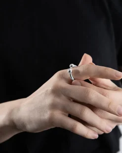 ANELLO PIERCING BOLD IN ARGENTO