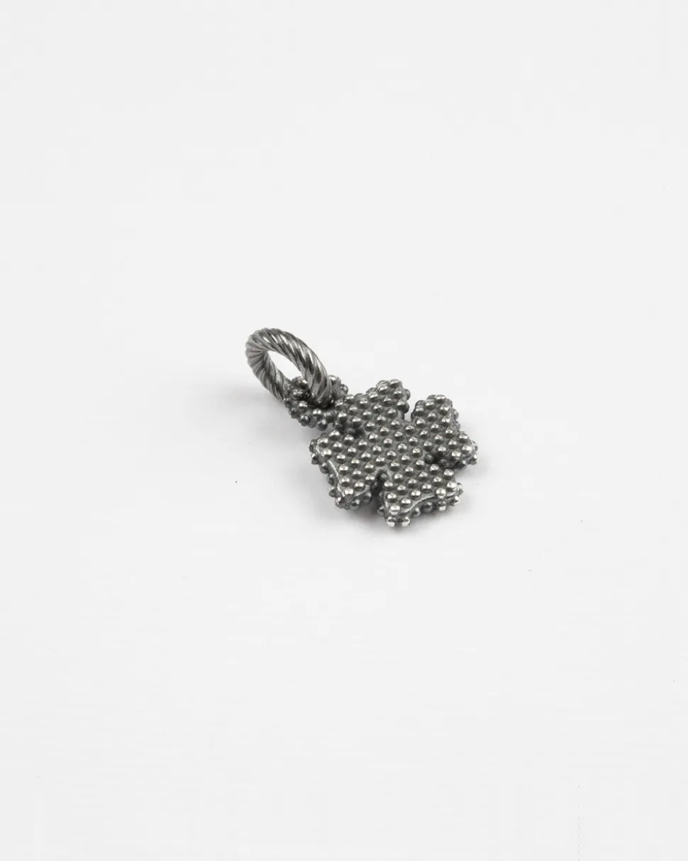 CIONDOLO CHARM QUADRIFOGLIO PUNTINATO